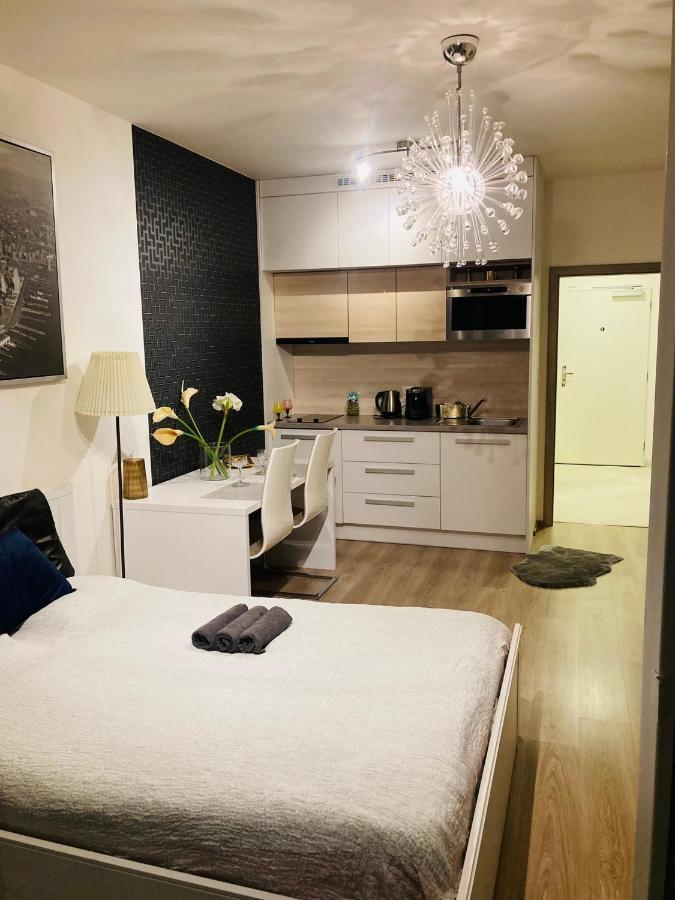 Apartement Blanc De Luxe Prague Exterior photo